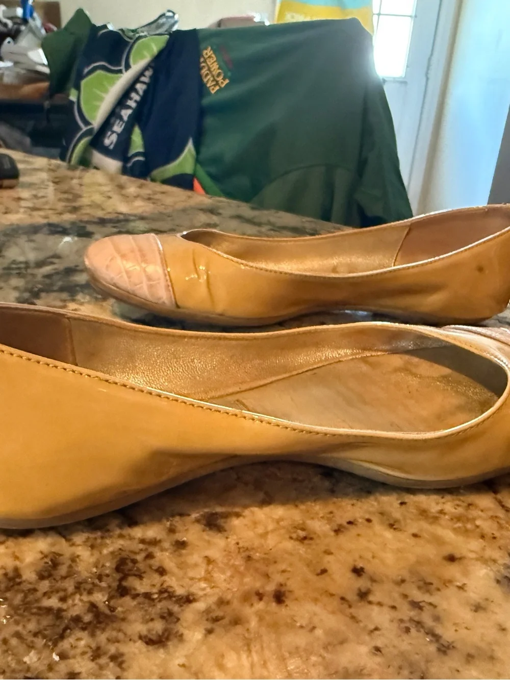 Jimmy Choo Nude/Yellow Leather Ballet Flats with Beige Croc-Toe size 5